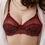 Lace Bralette with Scalloped Edges – Elegant and Comfortable